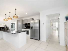 HOUSE & LAND FOR SALE